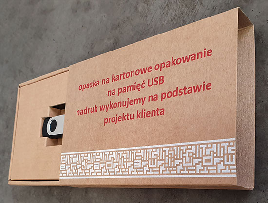 kartonowe opakowanie z nadrukiem na pendrive USB